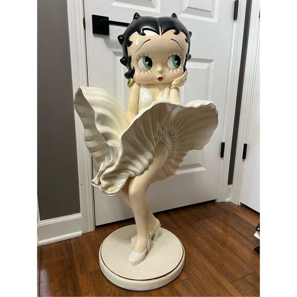 RARE!! COLLECTIBLE BETTY BOOP 3 FEET TALL LARGE STATUE IN MARILYN MONROE POSE - Picture 1 of 16